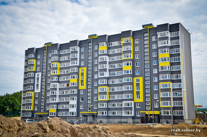 Фасады многоэтажных зданий